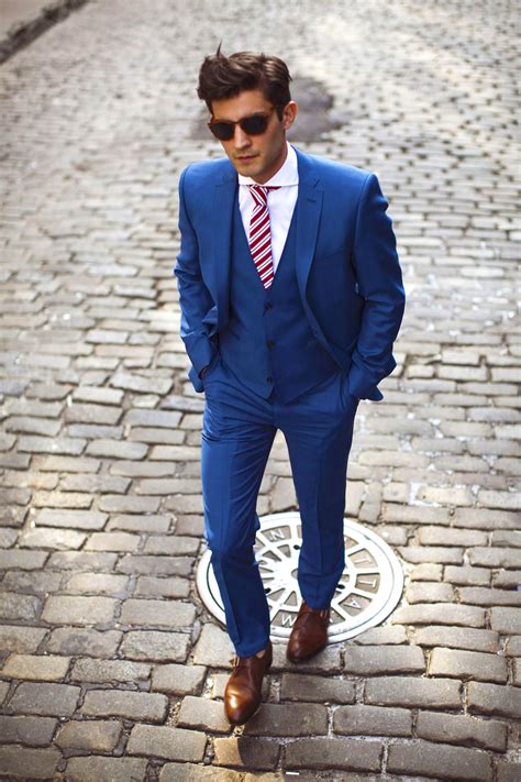 blue suit tie combination